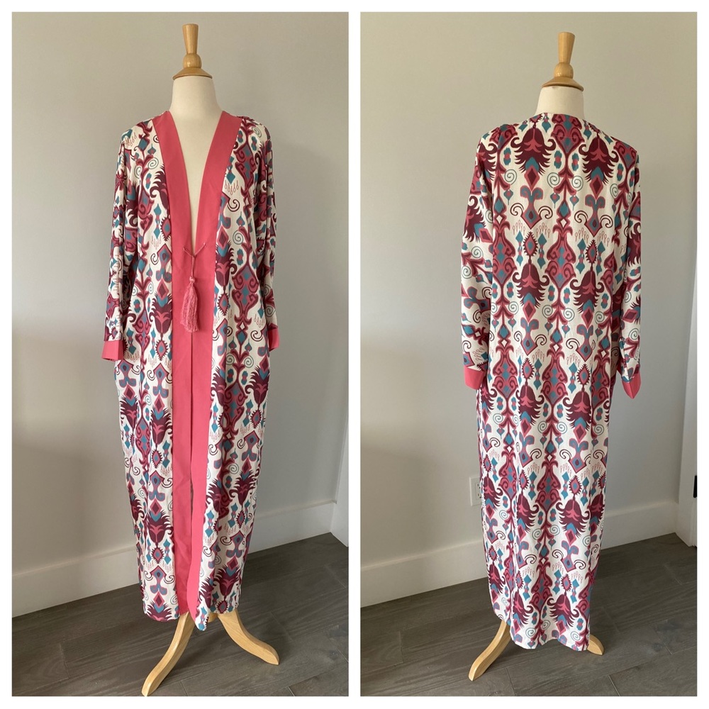 Robe New Without Tags